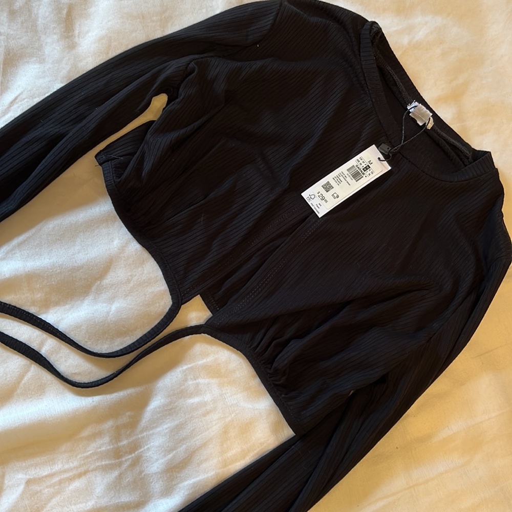 Brand new open front Garage crop top!